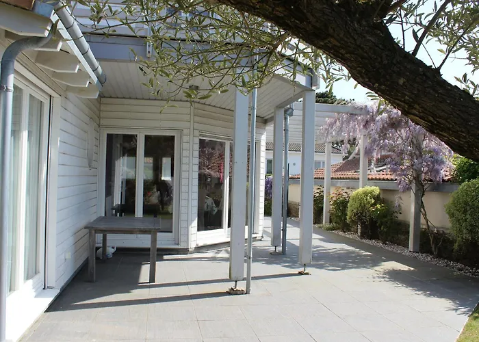 Maison Eco Pres De La Avec Jardin Et Wifi - Fr-1-306-1291 Casa de Férias